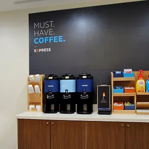 Express & Airport South By Ihg Hotel